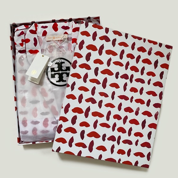 Tory Burch Leanne Lips Printed Pajama PJ Pants Set - Picture 2 of 5